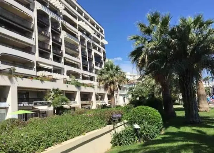 De Prestige Juan-les-Pins